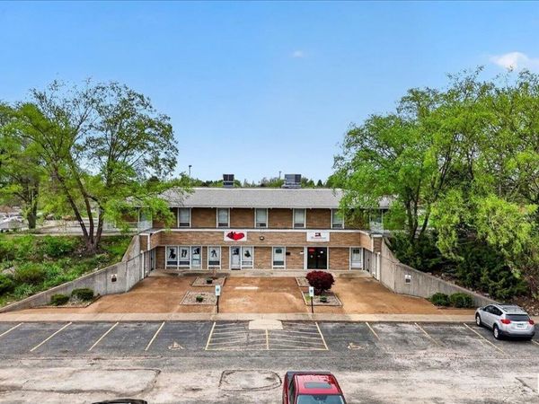 3111 NORMANDY Drive, Springfield, IL 62703