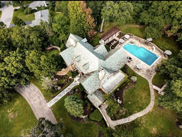 3505 Haweswood Drive , Crete, IL 60417