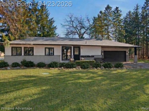 1210 Craven Drive, Highland Twp, MI 48356