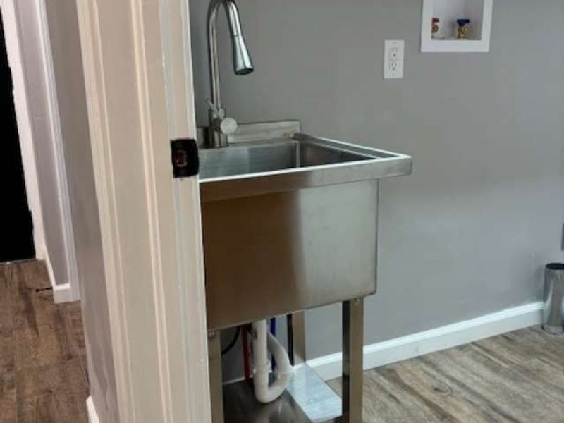 5500 12th Street NW, Canton, OH 44708 Photo 8