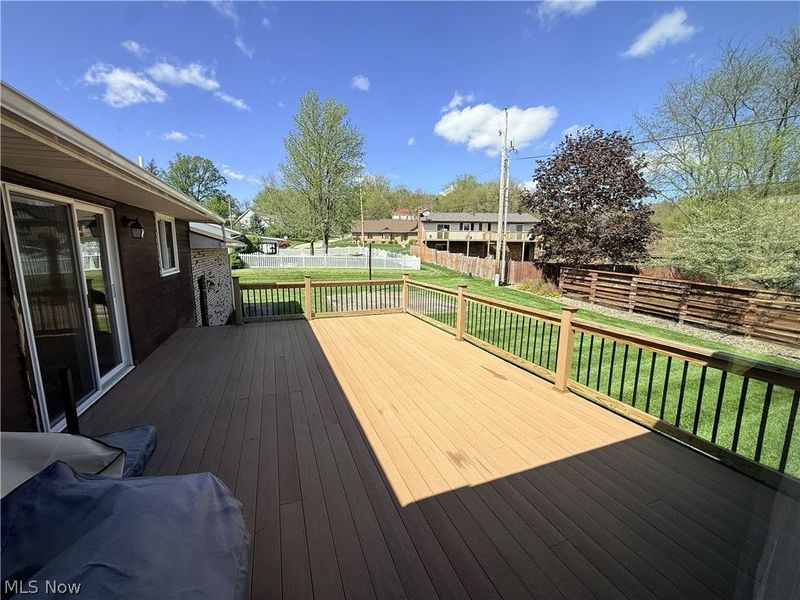 917 3rd Street NE, New Philadelphia, OH 44663 Photo 4