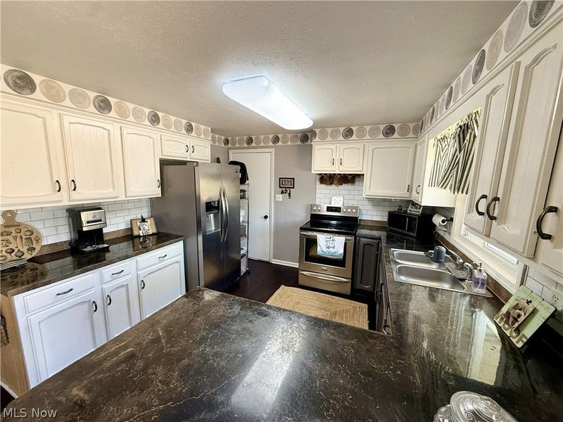 917 3rd Street NE, New Philadelphia, OH 44663 Photo 5