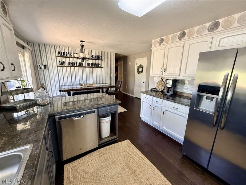 917 3rd Street NE, New Philadelphia, OH 44663 Photo 7