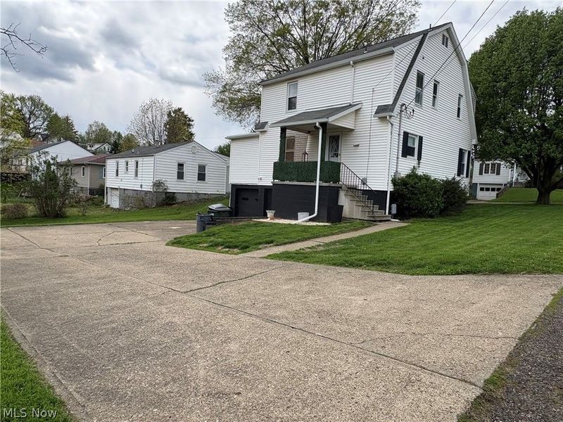 135 Overbaugh Avenue, Saint Clairsville, OH 43950 Photo 5