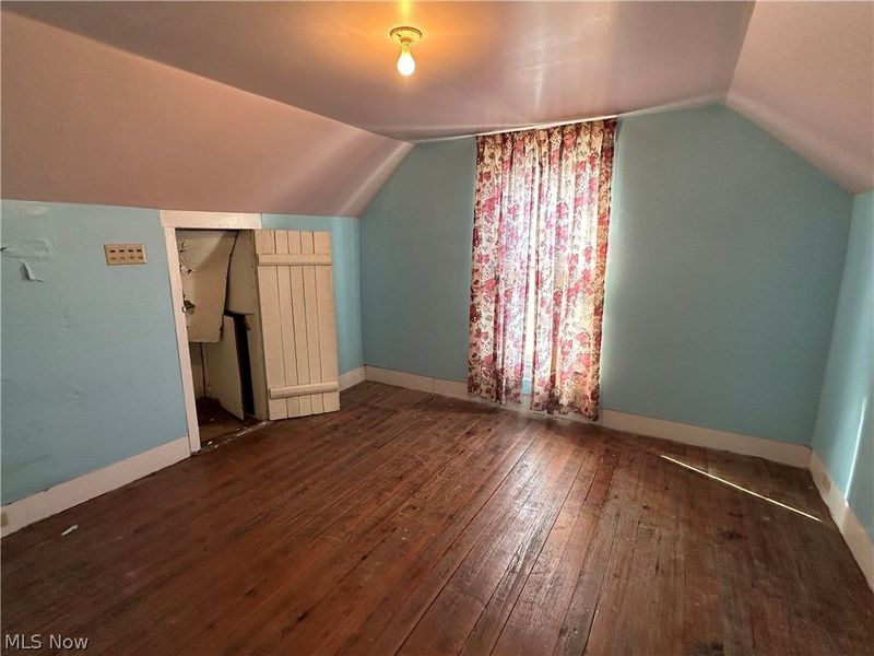 409 East Street , Caldwell, OH 43724 Photo 26