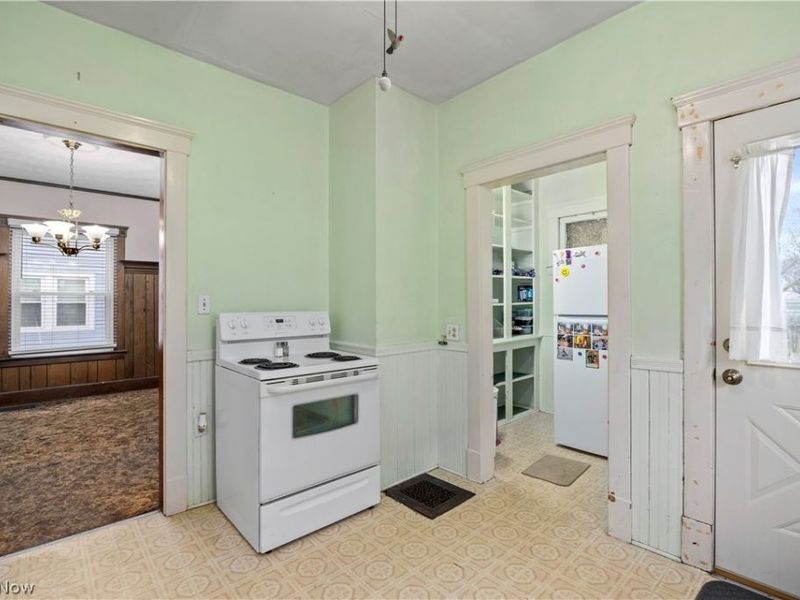 1820 E 32nd Street , Lorain, OH 44055 Photo 16