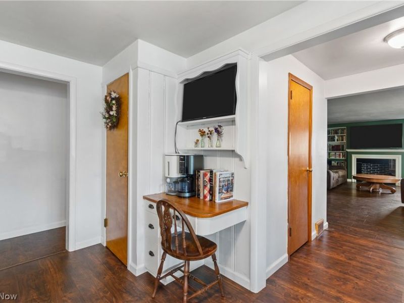 527 W Main Street, Dalton, OH 44618 Photo 18