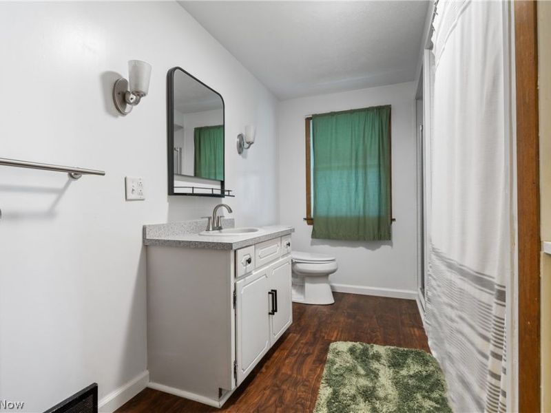 527 W Main Street, Dalton, OH 44618 Photo 23