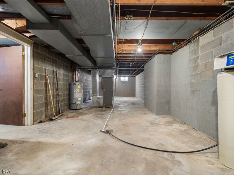 527 W Main Street, Dalton, OH 44618 Photo 29