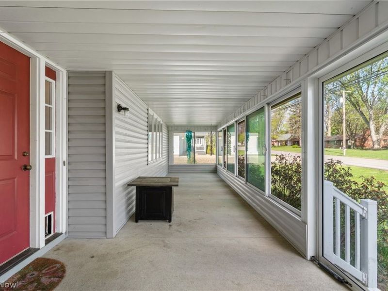 527 W Main Street, Dalton, OH 44618 Photo 4