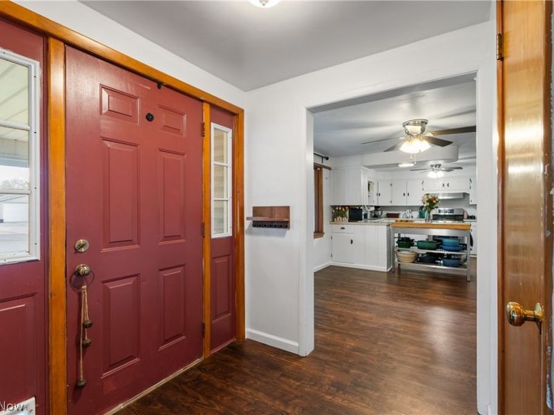 527 W Main Street, Dalton, OH 44618 Photo 6