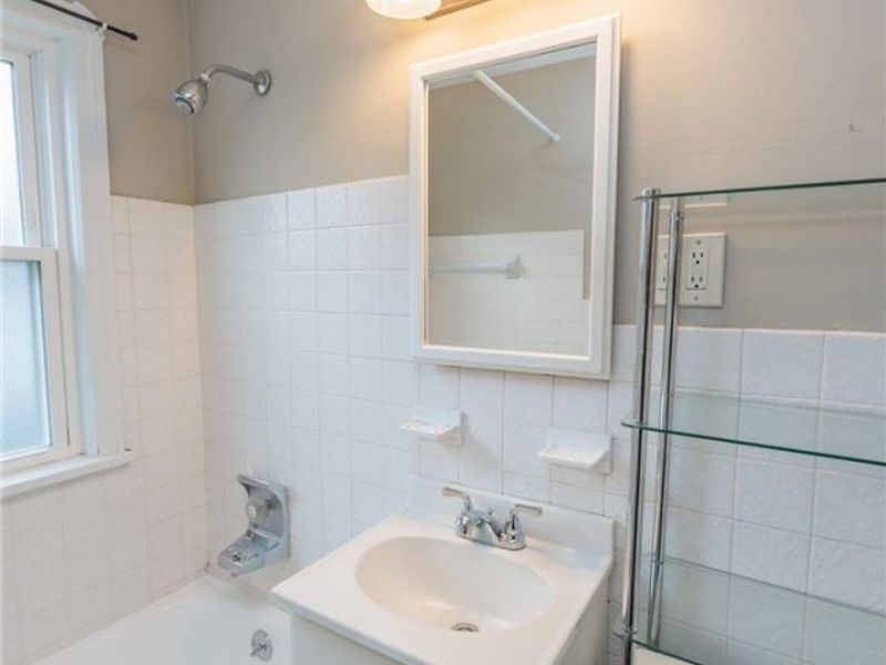 1551 Winchester Road, Cleveland, OH 44124 Photo 16