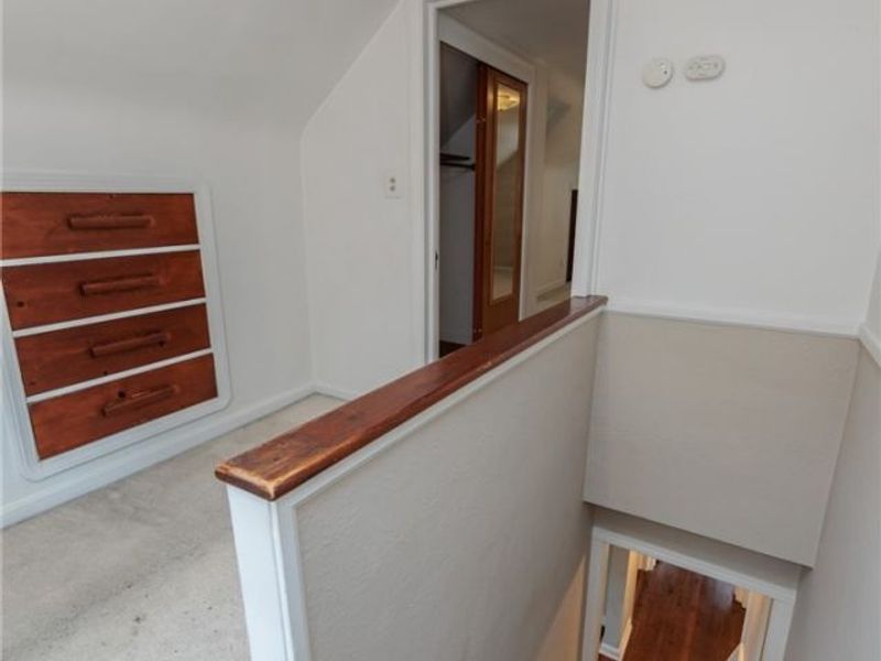 1551 Winchester Road, Cleveland, OH 44124 Photo 24