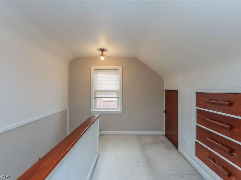 1551 Winchester Road, Cleveland, OH 44124 Photo 26