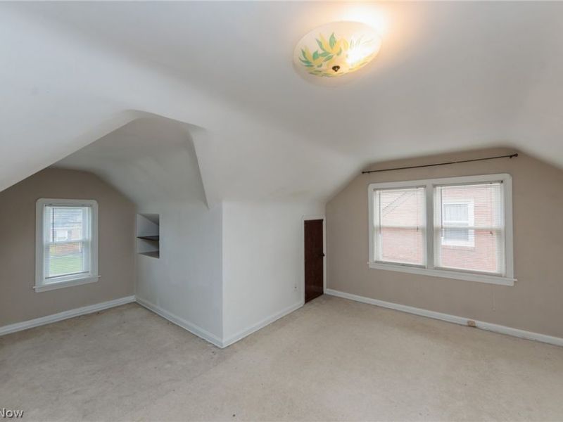 1551 Winchester Road, Cleveland, OH 44124 Photo 27