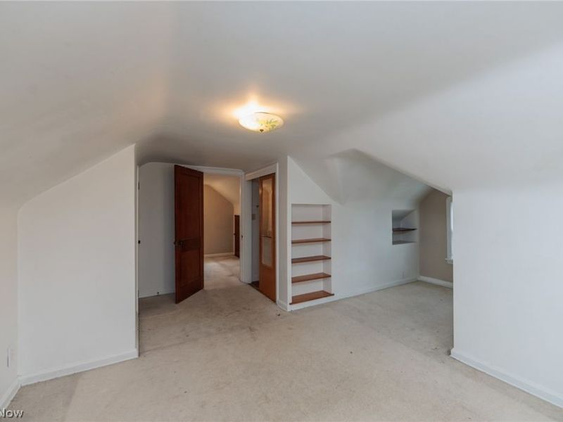 1551 Winchester Road, Cleveland, OH 44124 Photo 28