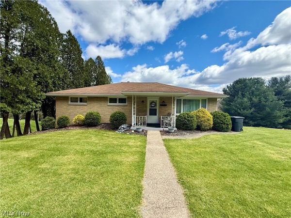 115 Nancy Street , Weirton, WV 26062