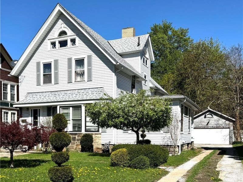 179 S Eagle Street , Geneva, OH 44041 Photo 2