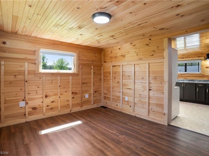 16715 W Western Reserve Road, Berlin Center, OH 44401 Photo 10