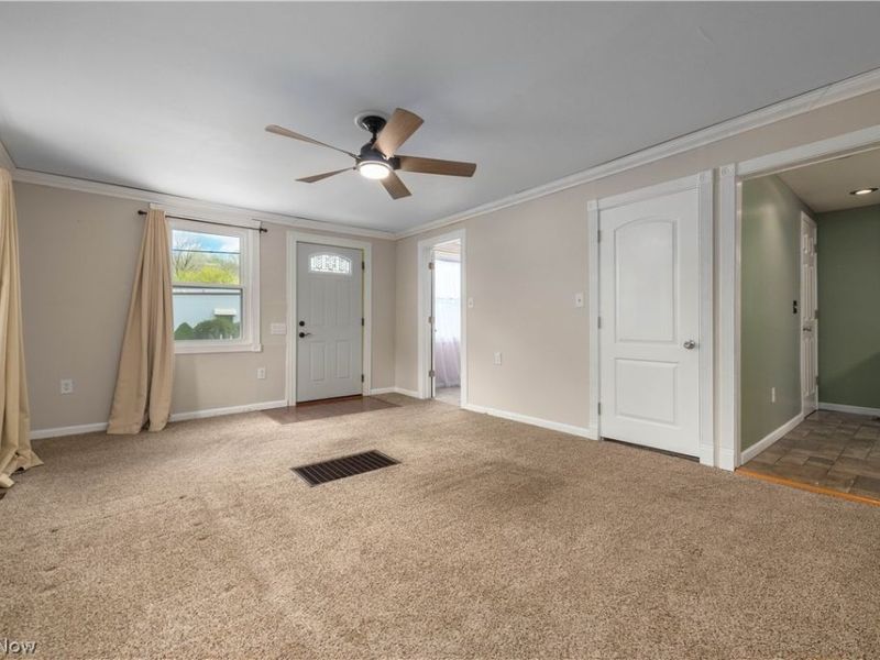 10716 Green Road , Wakeman, OH 44889 Photo 6