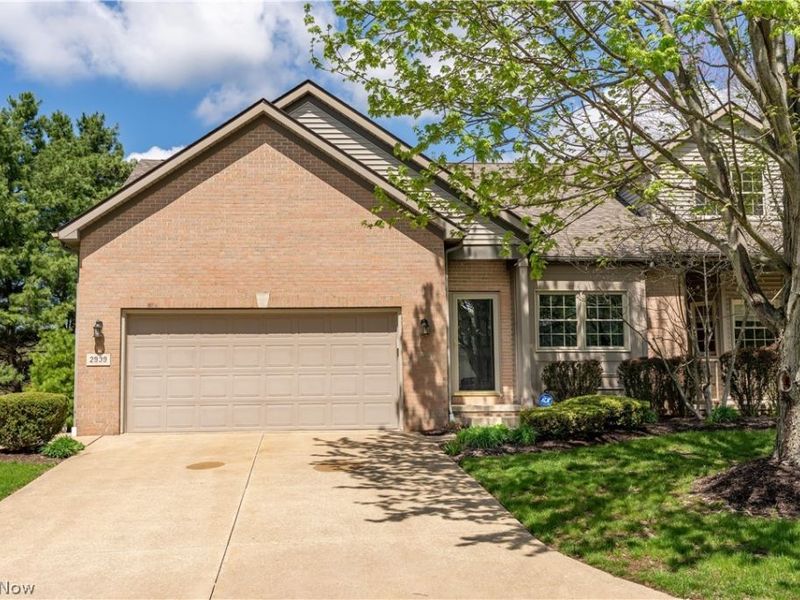 2939 Halwyck Circle NW, North Canton, OH 44720 Photo 1