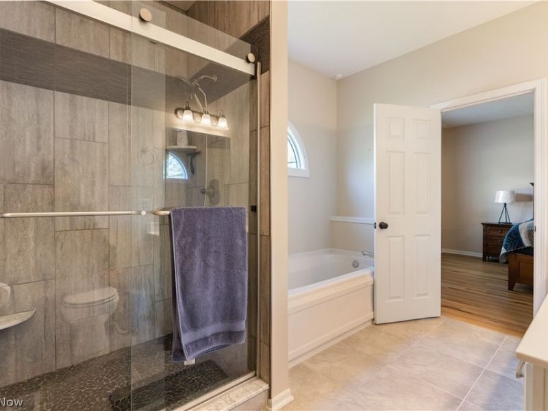 2939 Halwyck Circle NW, North Canton, OH 44720 Photo 16