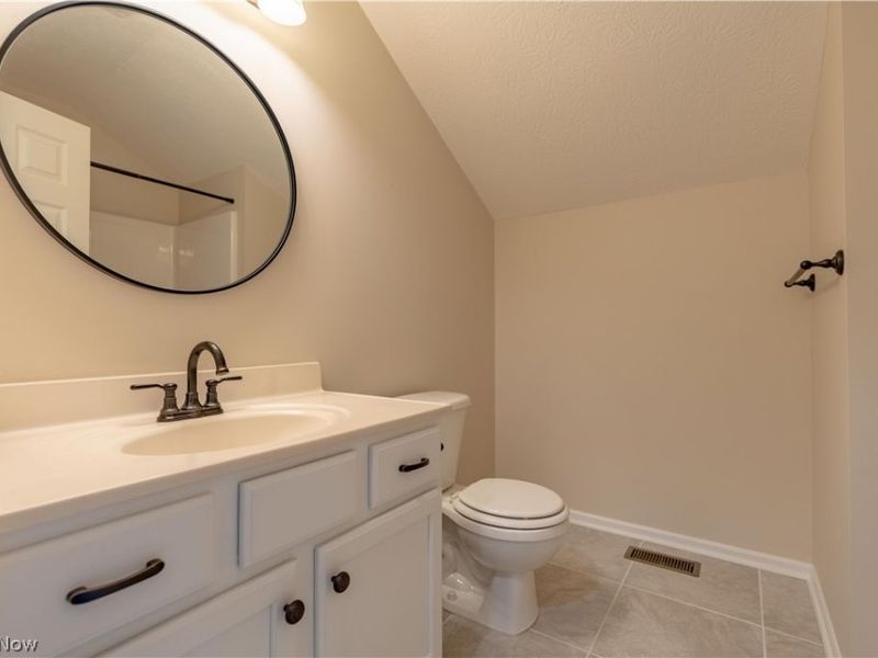 2939 Halwyck Circle NW, North Canton, OH 44720 Photo 23