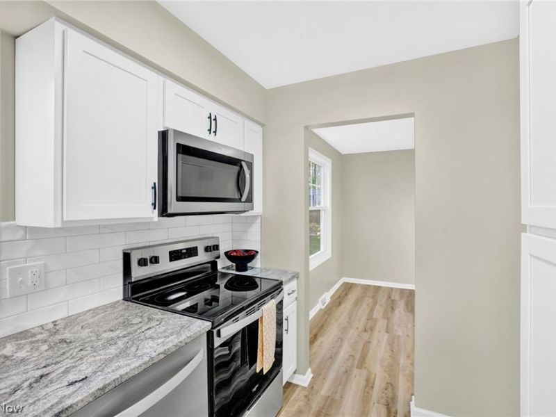 561 Bath Hills Boulevard, Akron, OH 44333 Photo 14