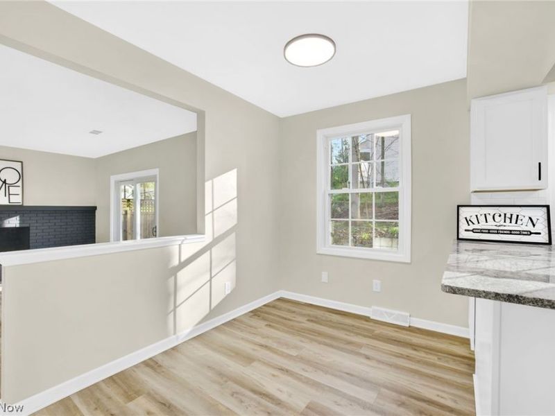 561 Bath Hills Boulevard, Akron, OH 44333 Photo 18