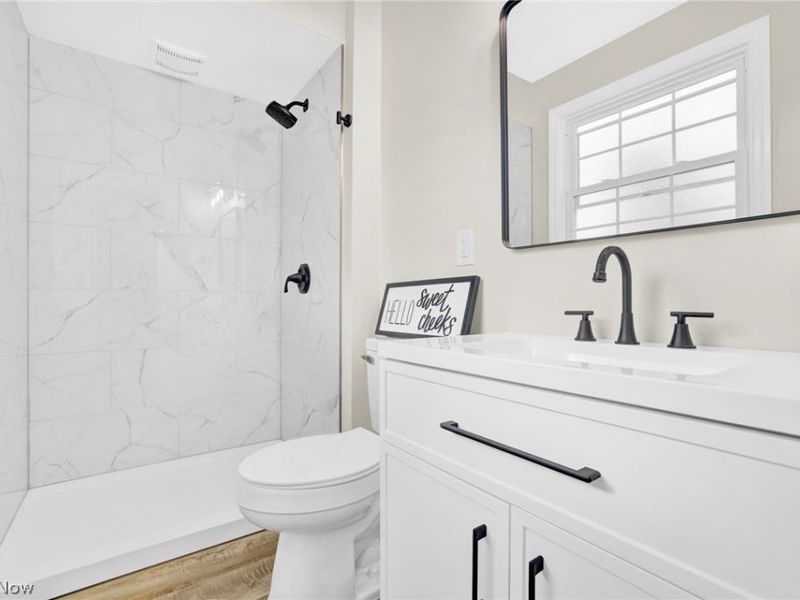 561 Bath Hills Boulevard, Akron, OH 44333 Photo 24