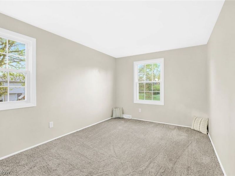 561 Bath Hills Boulevard, Akron, OH 44333 Photo 28