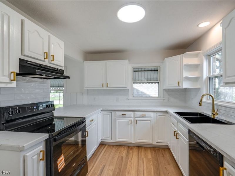 1650 S Liberty Avenue, Alliance, OH 44601 Photo 11