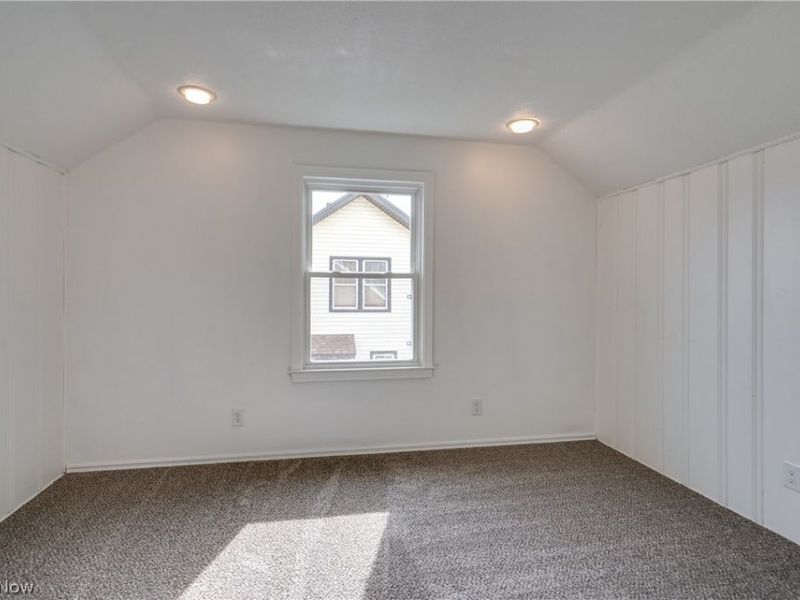 1650 S Liberty Avenue, Alliance, OH 44601 Photo 13