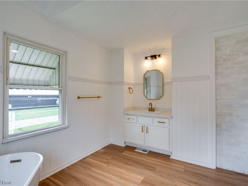 1650 S Liberty Avenue, Alliance, OH 44601 Photo 19