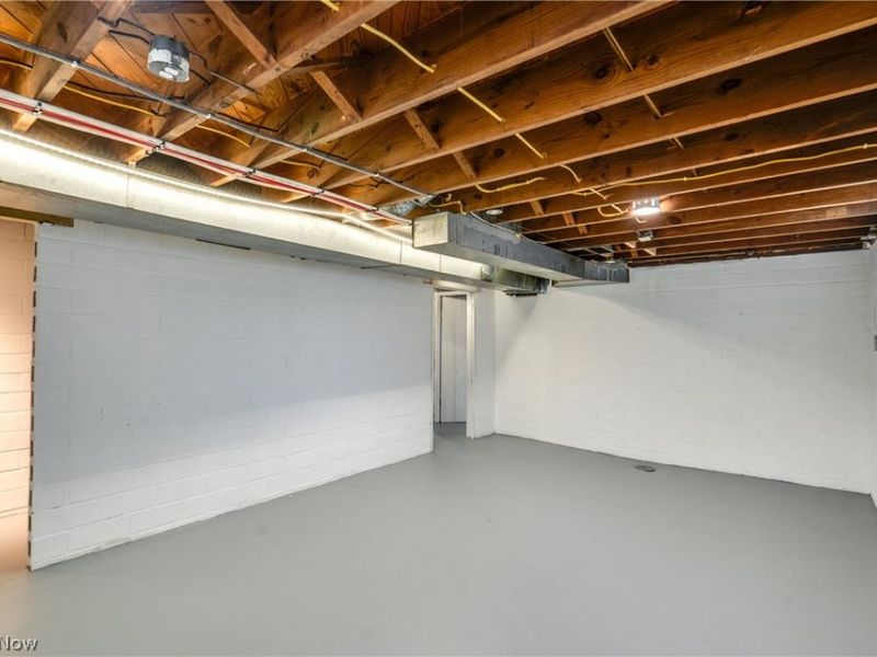 1650 S Liberty Avenue, Alliance, OH 44601 Photo 35