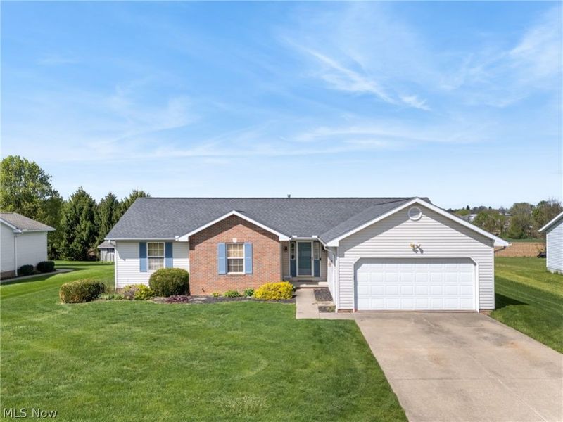 1035 Lanedale Street NW, Massillon, OH 44647 Photo 1