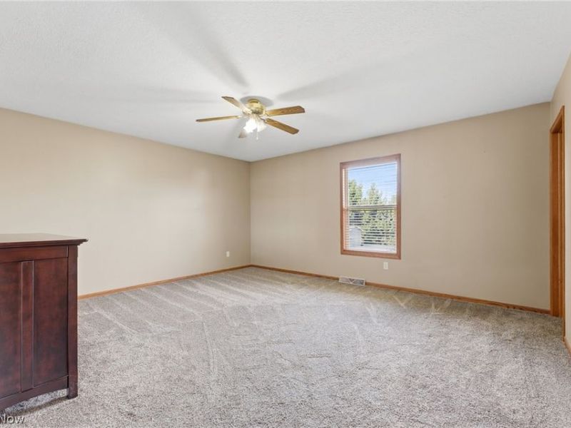 1035 Lanedale Street NW, Massillon, OH 44647 Photo 15