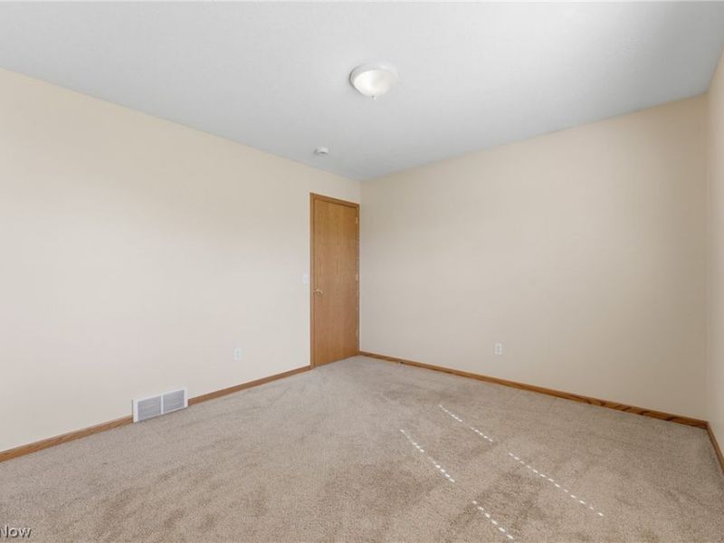 1035 Lanedale Street NW, Massillon, OH 44647 Photo 26