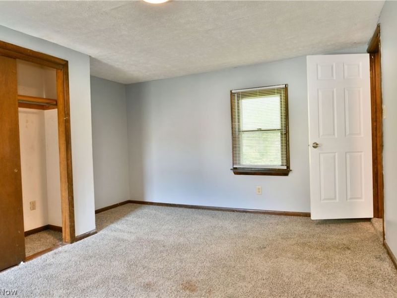 404 E Wood Street, Lowellville, OH 44436 Photo 28