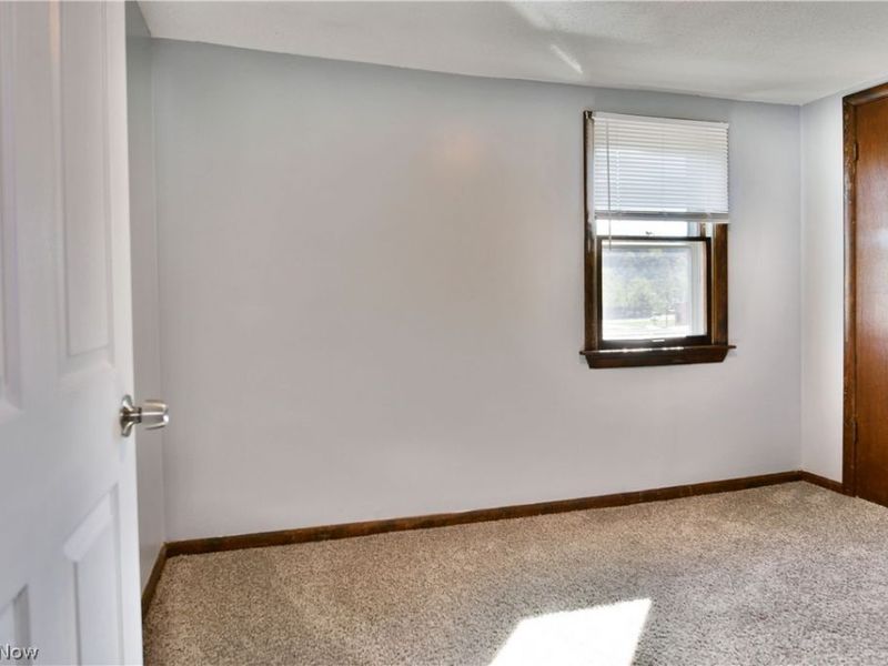 404 E Wood Street, Lowellville, OH 44436 Photo 36