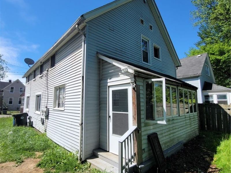 5910 Pilsen Avenue, Cleveland, OH 44102 Photo 4