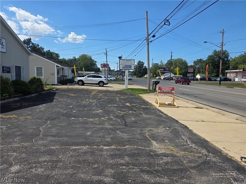 41981 N Ridge Road, Elyria, OH 44035 Photo 7