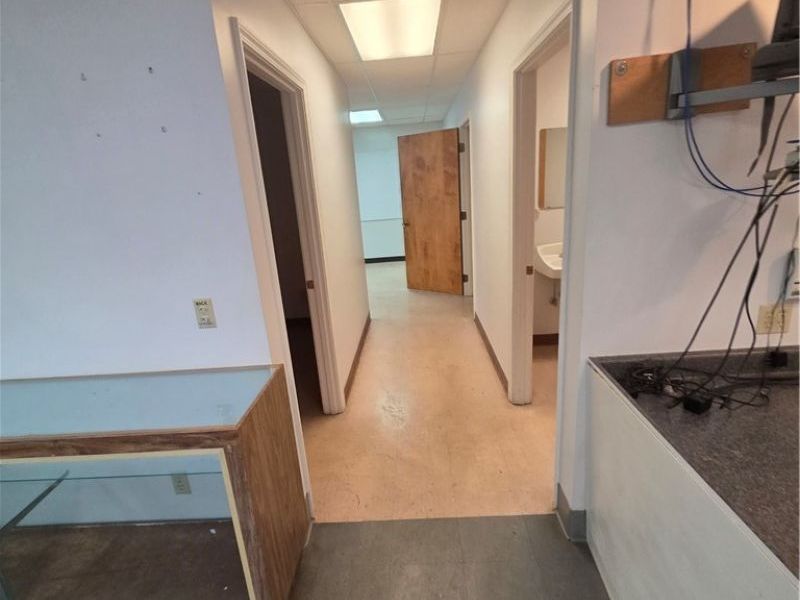 41981 N Ridge Road, Elyria, OH 44035 Photo 8