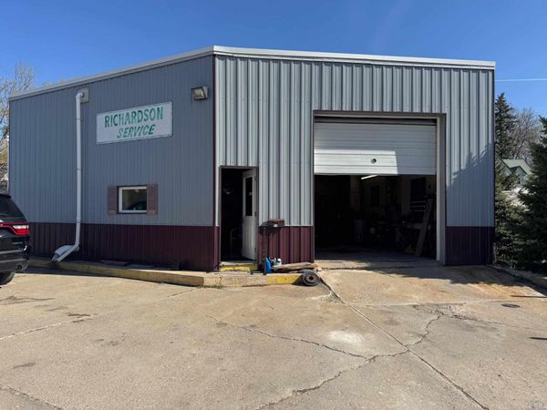 312 Highway 10, Laurens, IA 50554
