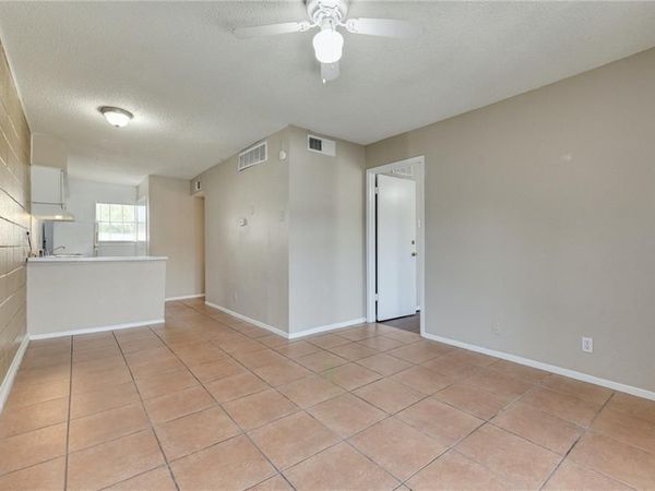 311 E 31st ST , Unit 305, Austin, TX 78705