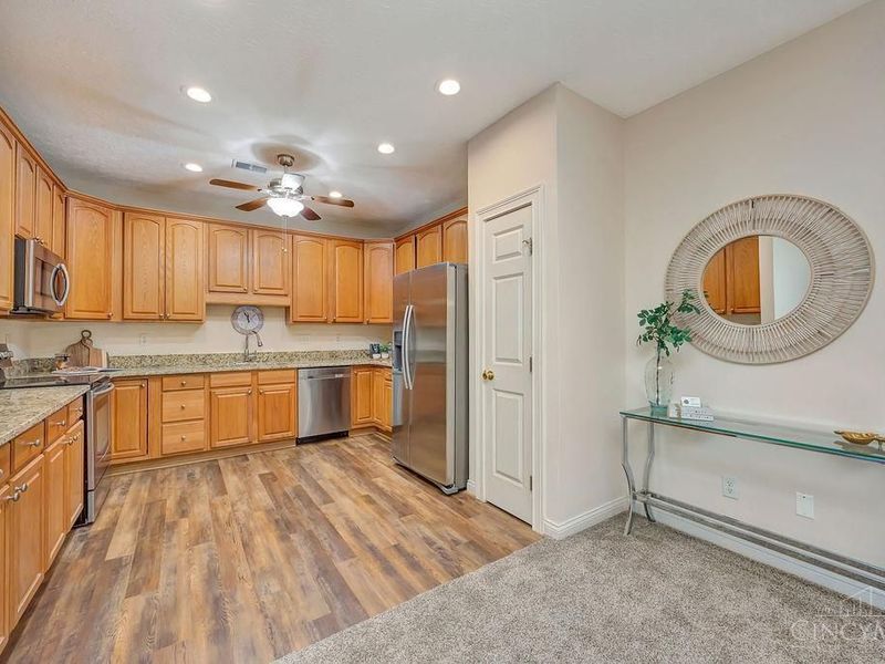 7991 Pinnacle Point Drive, Unit 101, West Chester, OH 45069 Photo 12