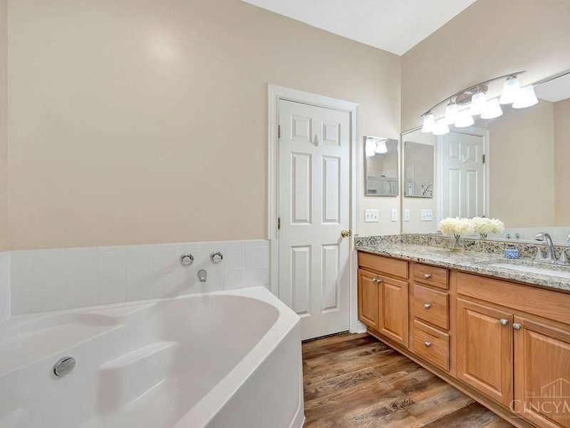 7991 Pinnacle Point Drive, Unit 101, West Chester, OH 45069 Photo 23