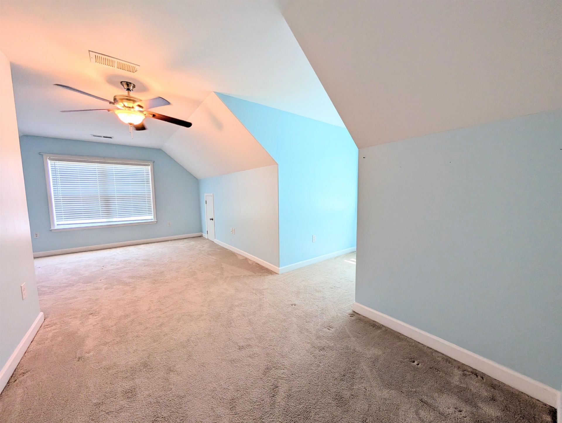 244 Belclare Way Photo 31