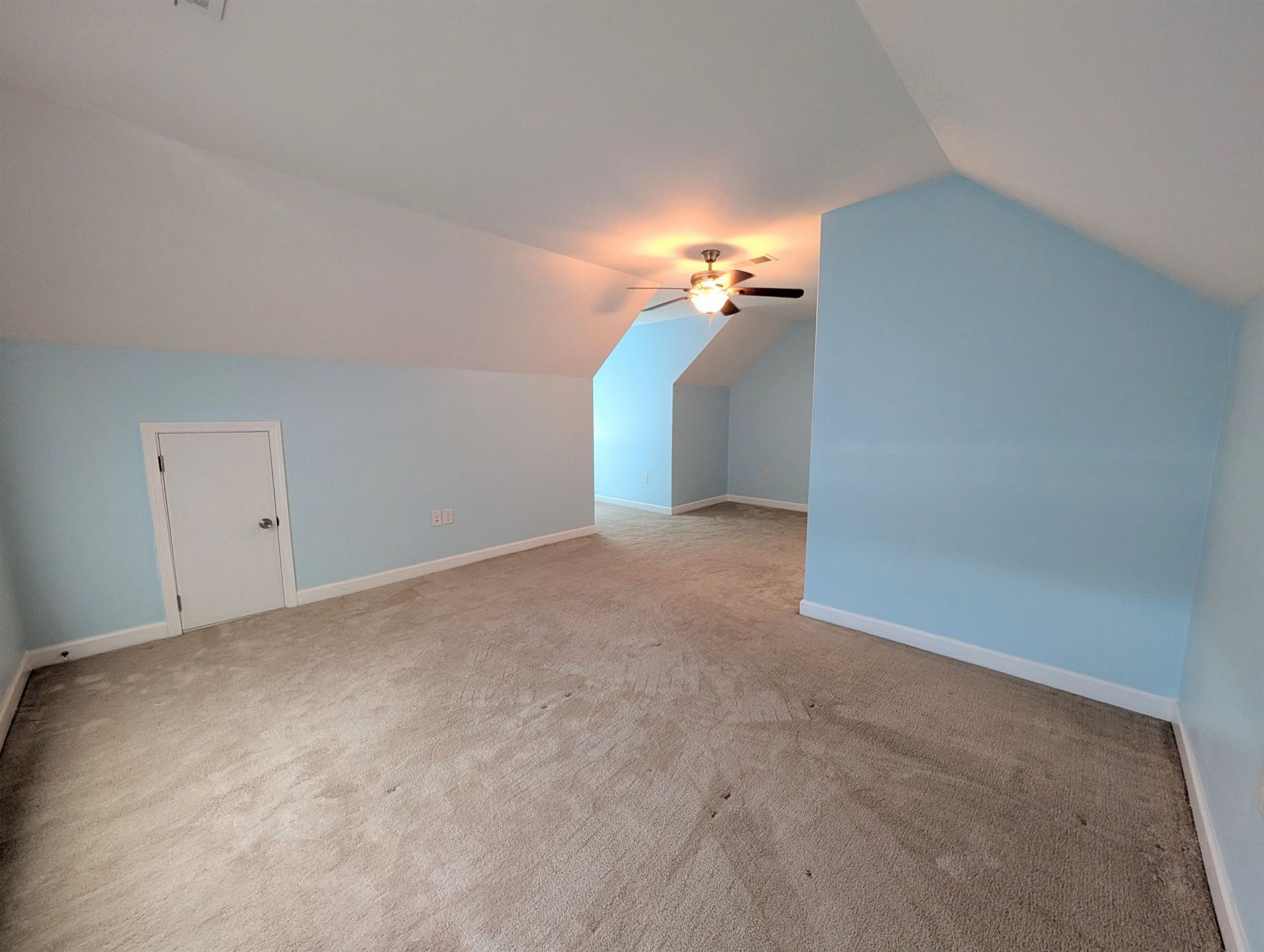 244 Belclare Way Photo 33