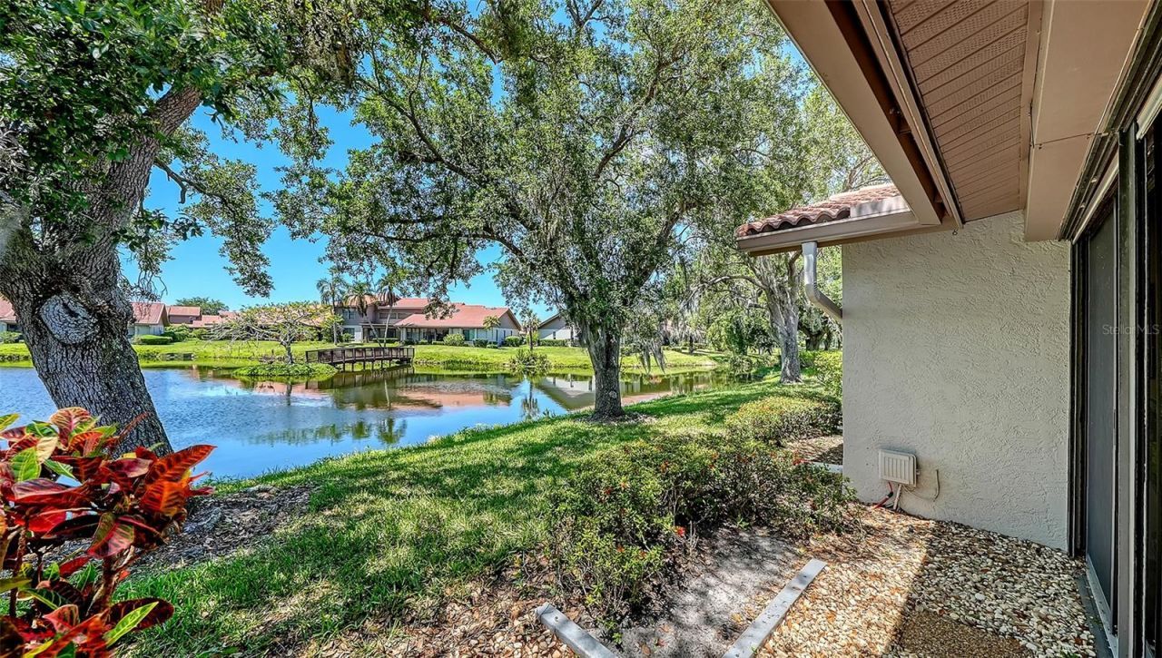 6048 Wilshire Boulevard, Unit 2, Sarasota, FL 34238 Photo